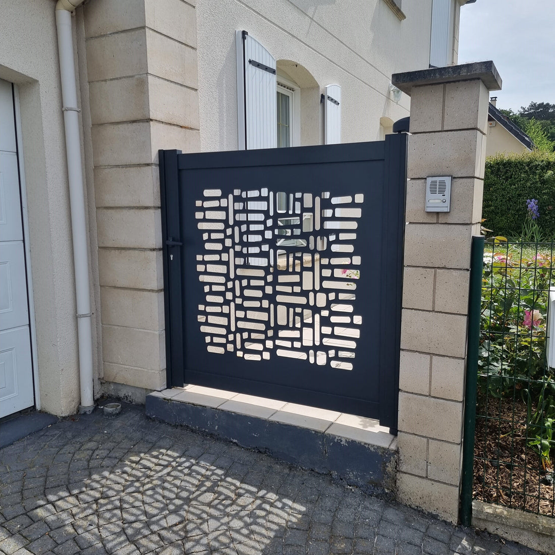 Portail aluminium sur mesure : concevez votre projet personnalisé
