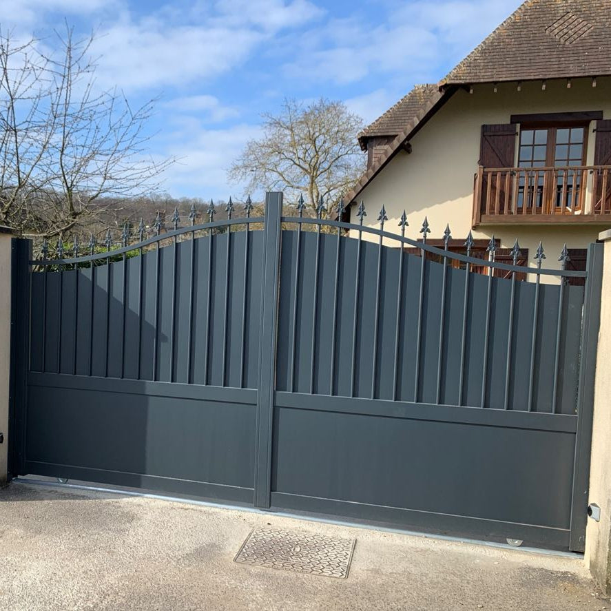 Portail aluminium ou fer forgé
